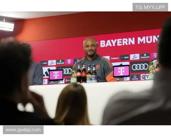 孔帕尼邀球员家属聚会增进团队凝聚力